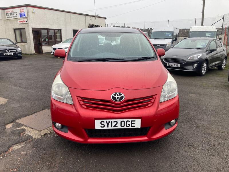 TOYOTA VERSO