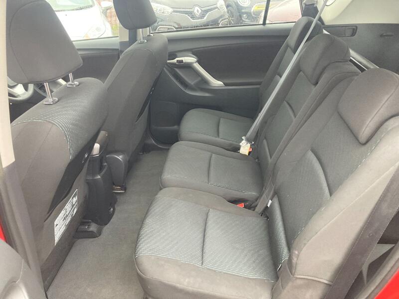 TOYOTA VERSO